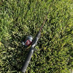 ⚫️🔴Kids Fishing Pole Combo Used 2X - Perfect! 🇺🇸