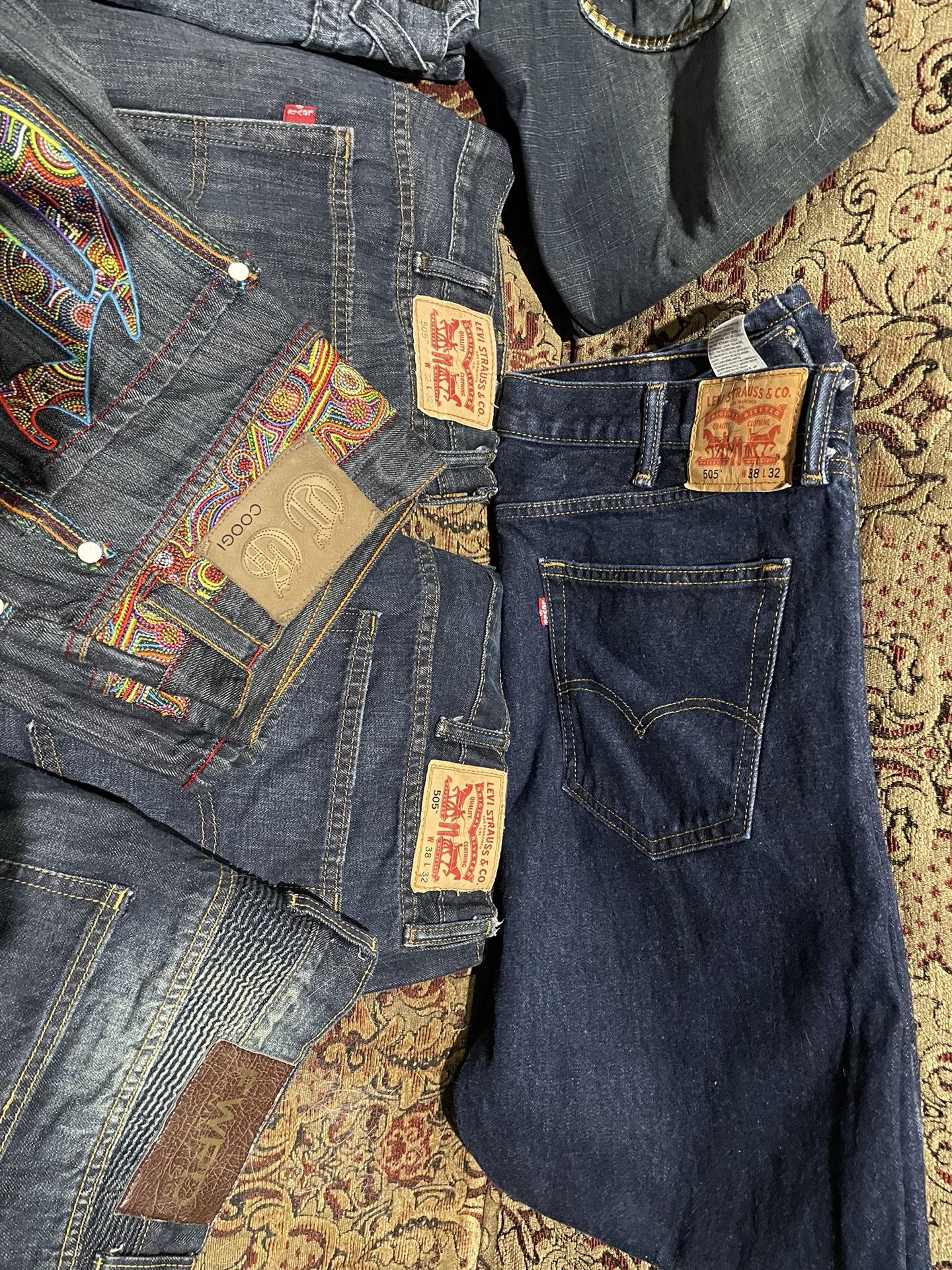 7 Men's Jeans size 38 Levi's 505 and Coogi and other brands all for one price