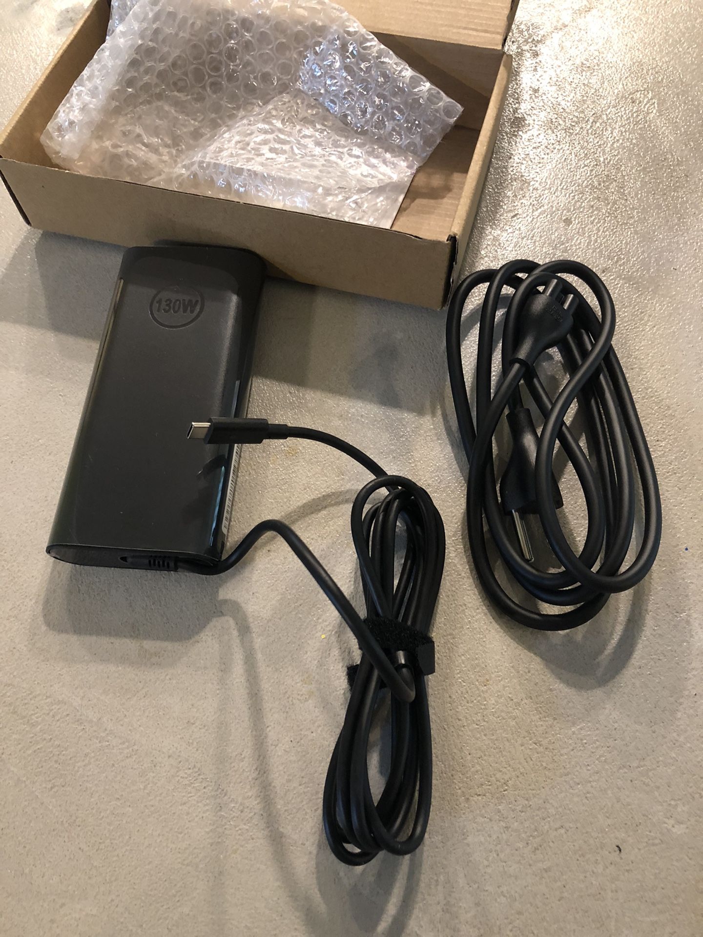New Laptop Charger B0D24-xK Dell Laptop Charger
