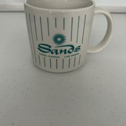 Vintage Sands Hotel Casino Las Vegas 3 1/4’’ White Green Handle Coffee Mug 10 oz