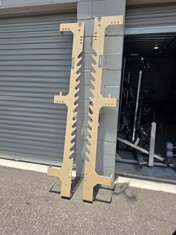 Weight wall mount rack