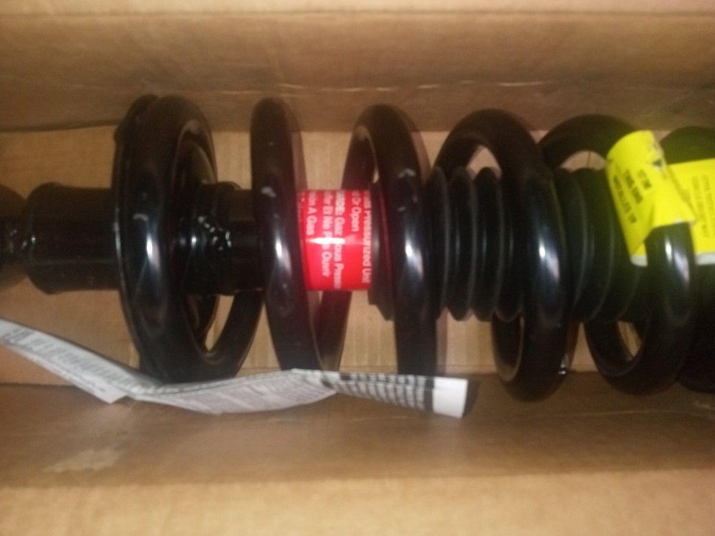 Monroe Quick Strut 171101L Suspension Strut And Coil Spring