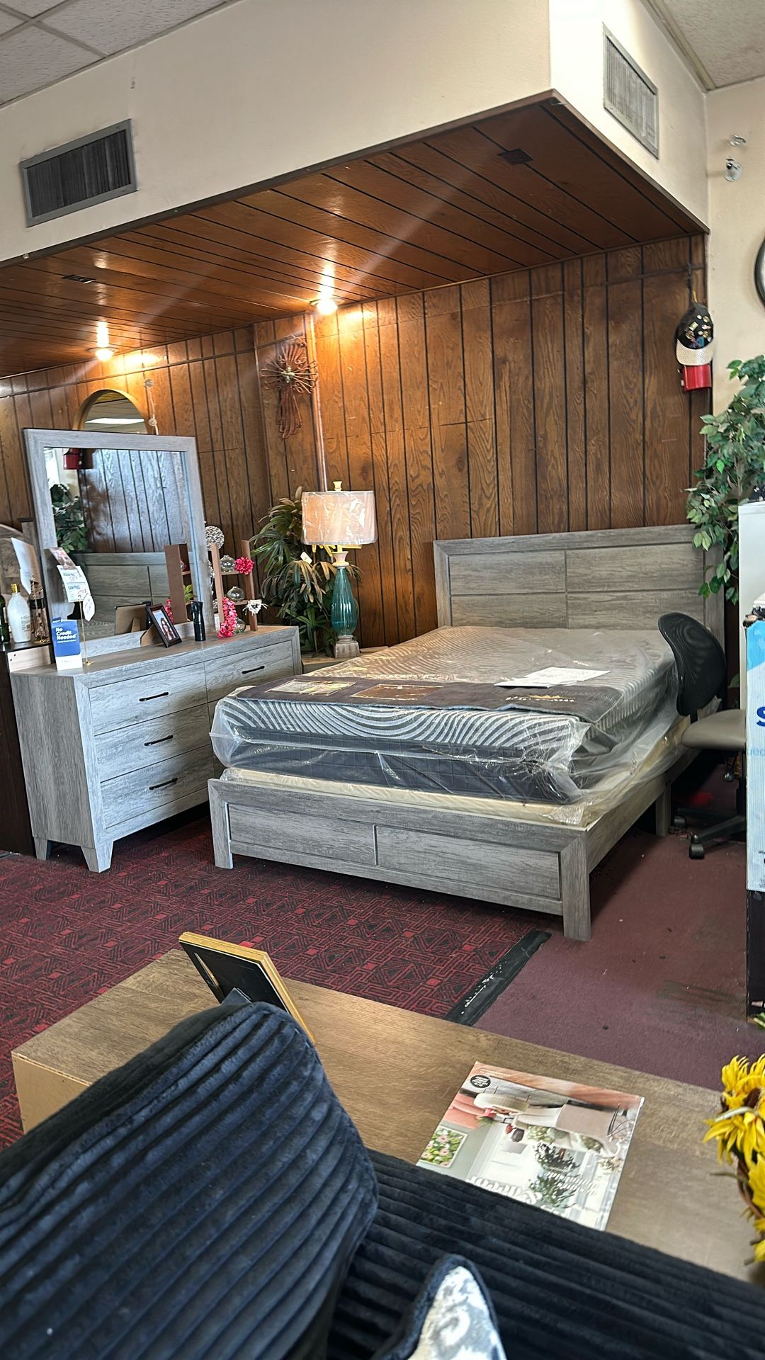 6pc Queen Bedroom Set