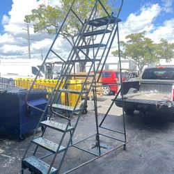 Escalera.  Movil Hevy Duty
