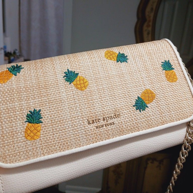Kate Spade Small Crossbody ( New )