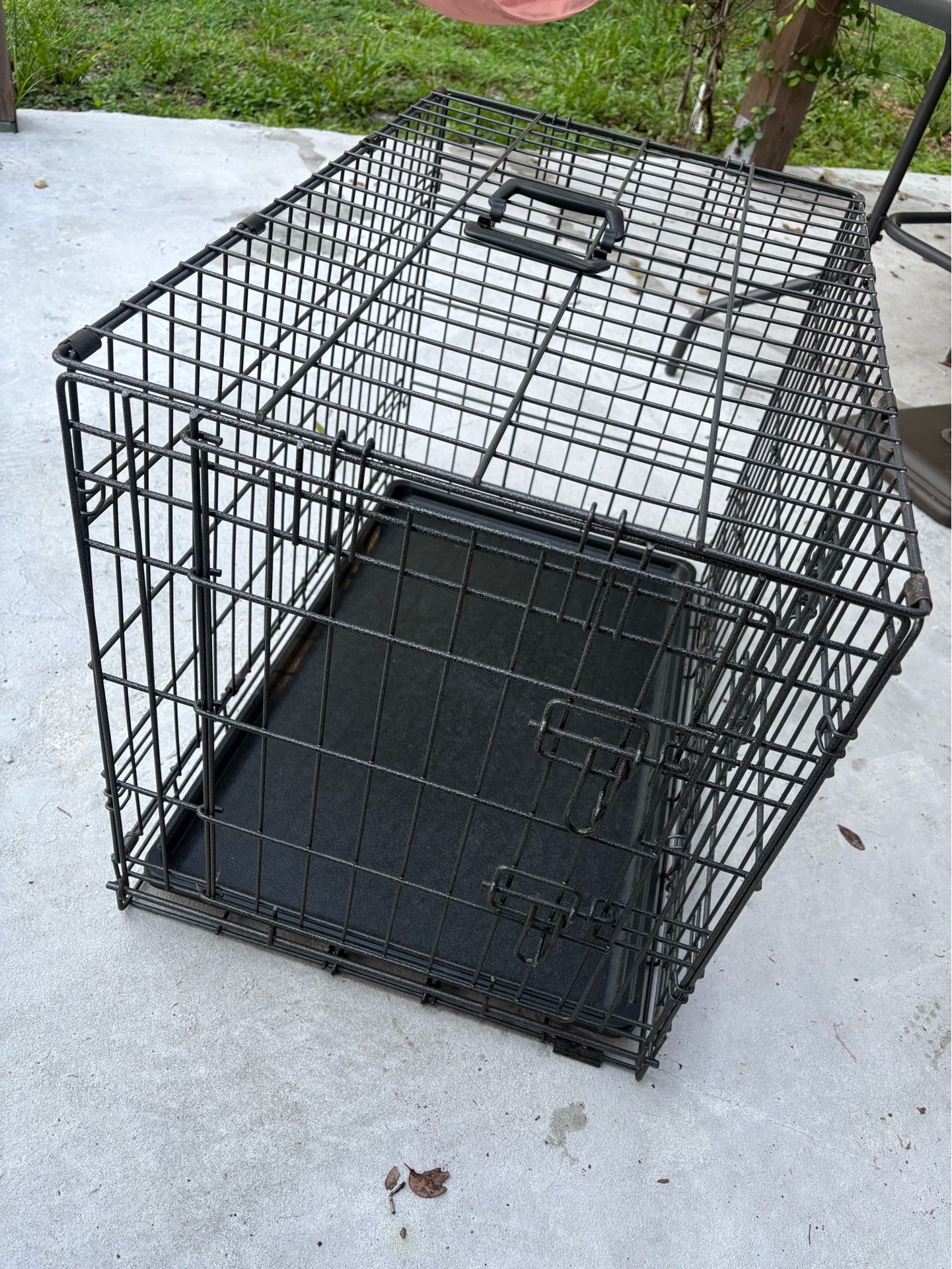 Collapsible Dog Crate