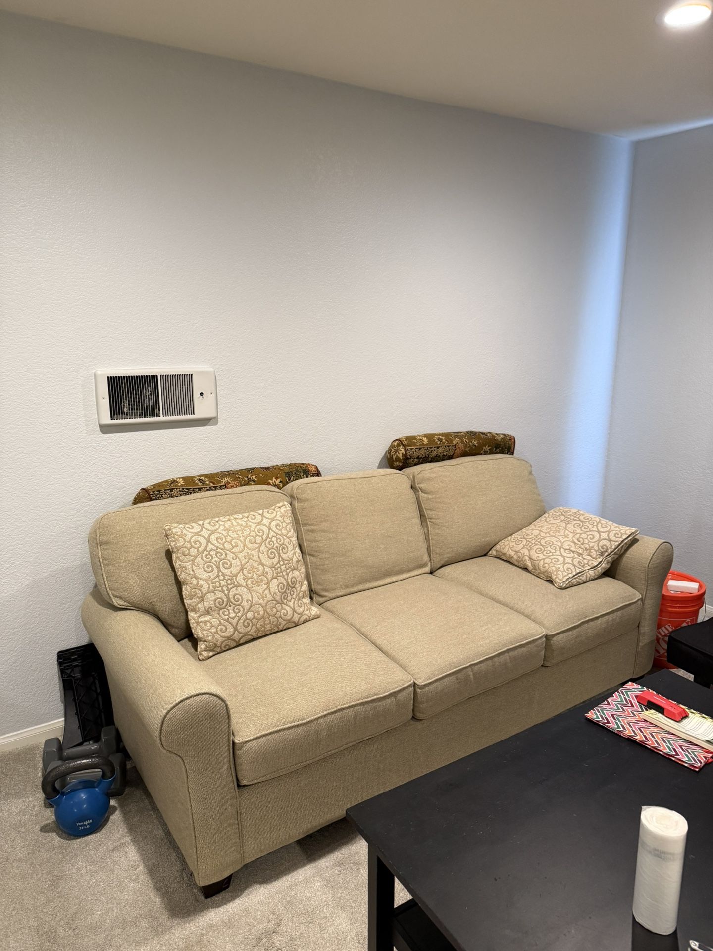 Wide 3-cushion Fabric Sofa