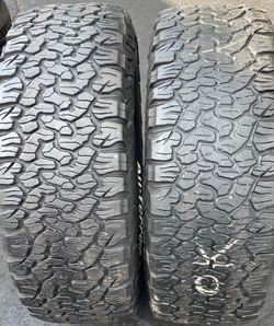 2 Llantas Usadas BFGoodrich Ko2 37x12.50R17 $170 el par