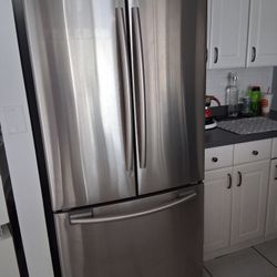 Refrigerador Sansung 33"×70" Work Perfect Maje Ice