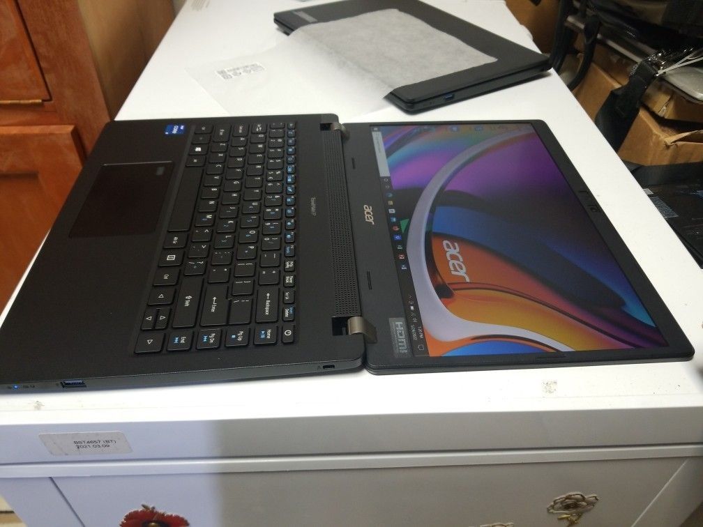 Laptop NEW 11th GENERATION in BOX
