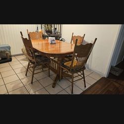 Dining Roon Table