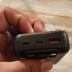 Fasr Phone Charger. 20000 MAH Big! 