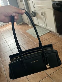 Black MK purse