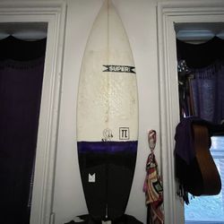 Surfboard 5’6’’ Super $350