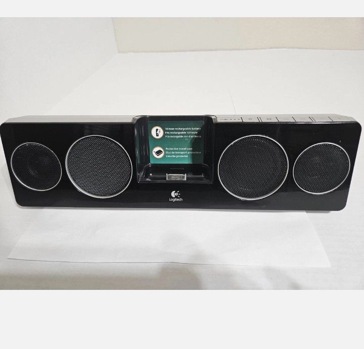 Logitech Pure-Fi Anywhere 2 iPod/iPhone 30 Pin Speaker Dock & Charging Station
