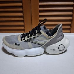 Brooks Aurora BL Women's Running Shoe * Size: 8.5