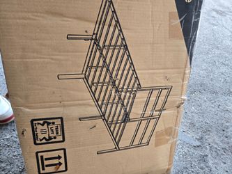 Metal slat bed frame
