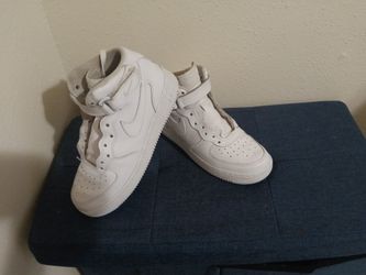 Air Force Size 7 White