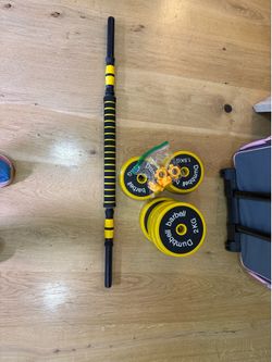 Versatile beginner weight set
