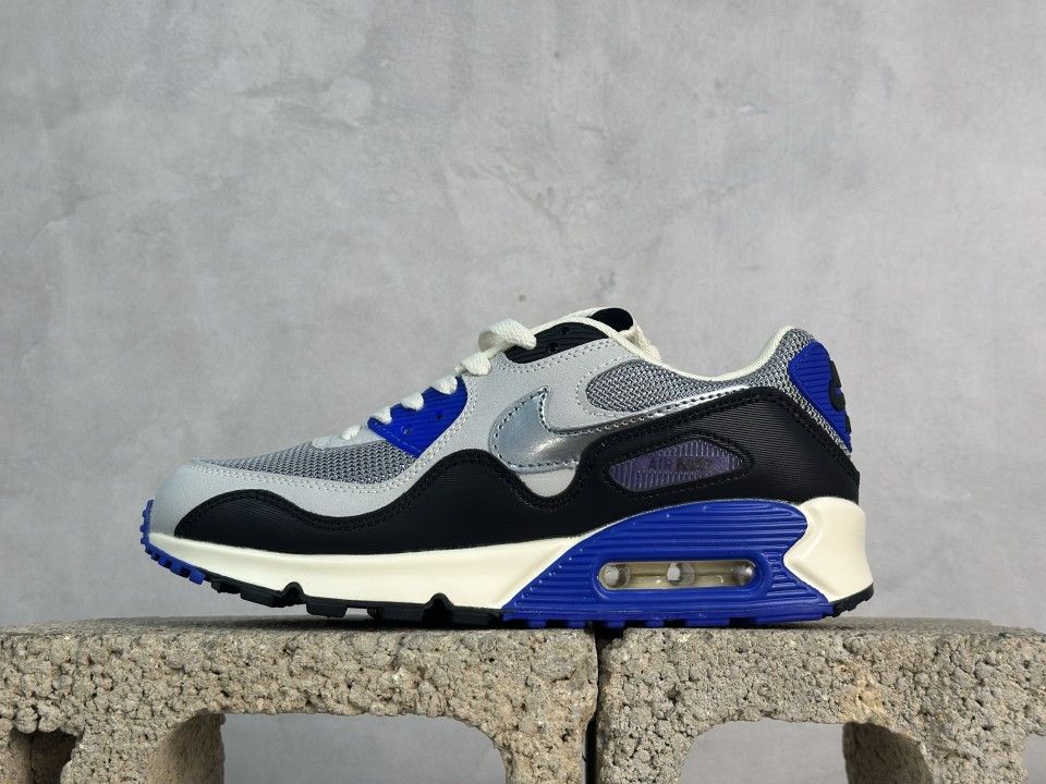 Nike Air Max 90