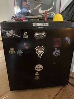 Hisense Mini Fridge – Works Great