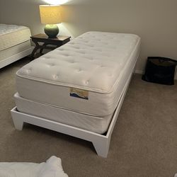 2 Twin beds - platform and mattresses per set price