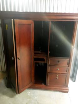 Kincaid Tv cabinet or computer desk USA