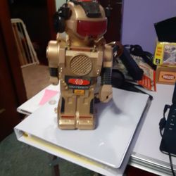 MAGIC MIKE ROBOT 2002 2 MODEL B 1984, (BEST OFFER)