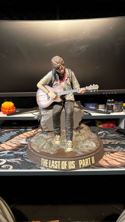 The Last Of Us Part 2 Ellie statue