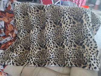 Leopard Print Faux Fur Throw Blanket