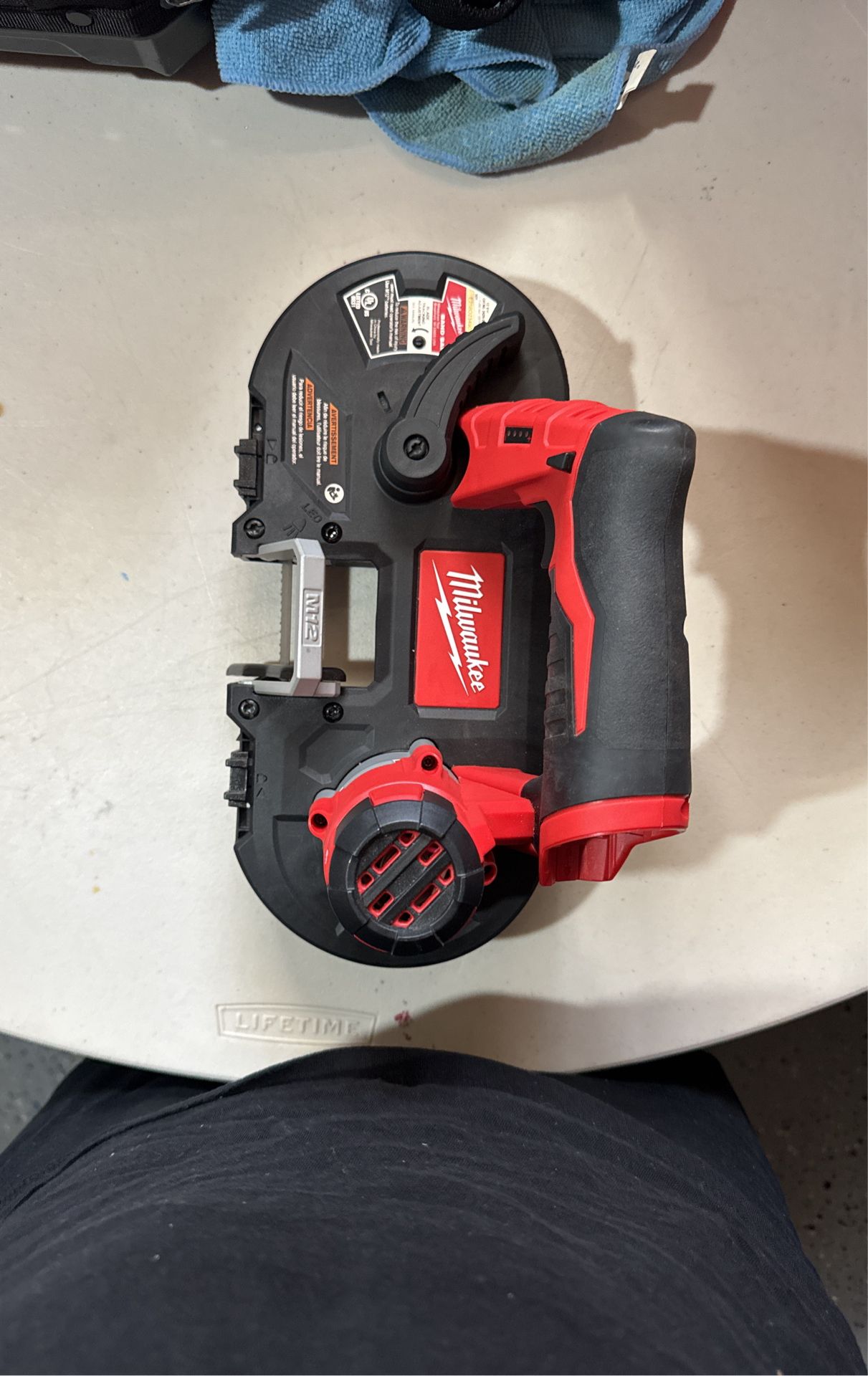 Milwaukee M12 Bandsaw