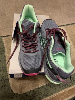 Nice Women ASICS Shoes Size 9