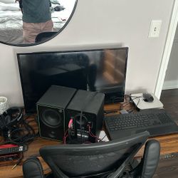 Recording Studio Set Up (new) 