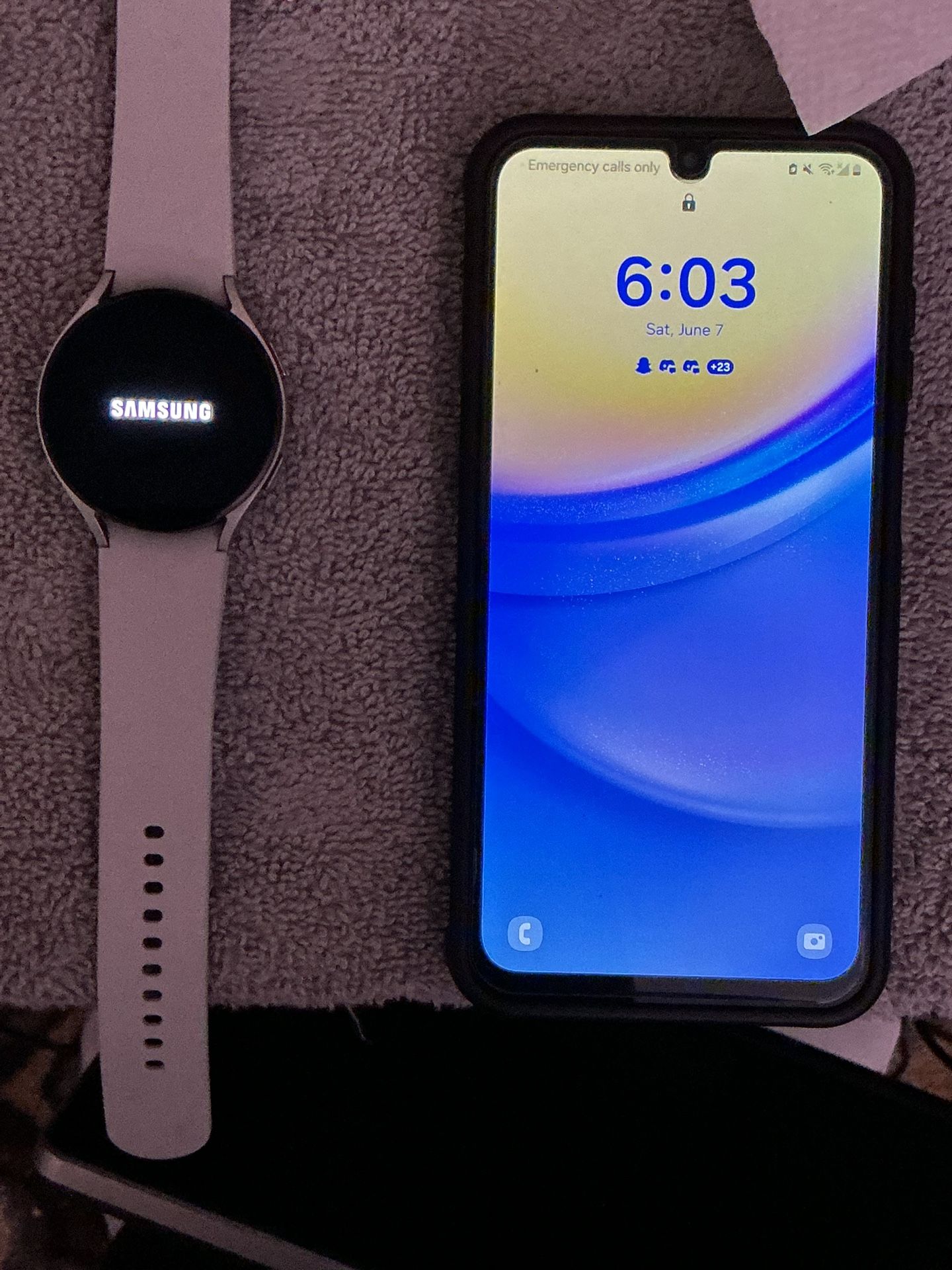 Trading Galaxy Phone And Galaxy Watch For iPhone And Apple Watch (NOT FREE)