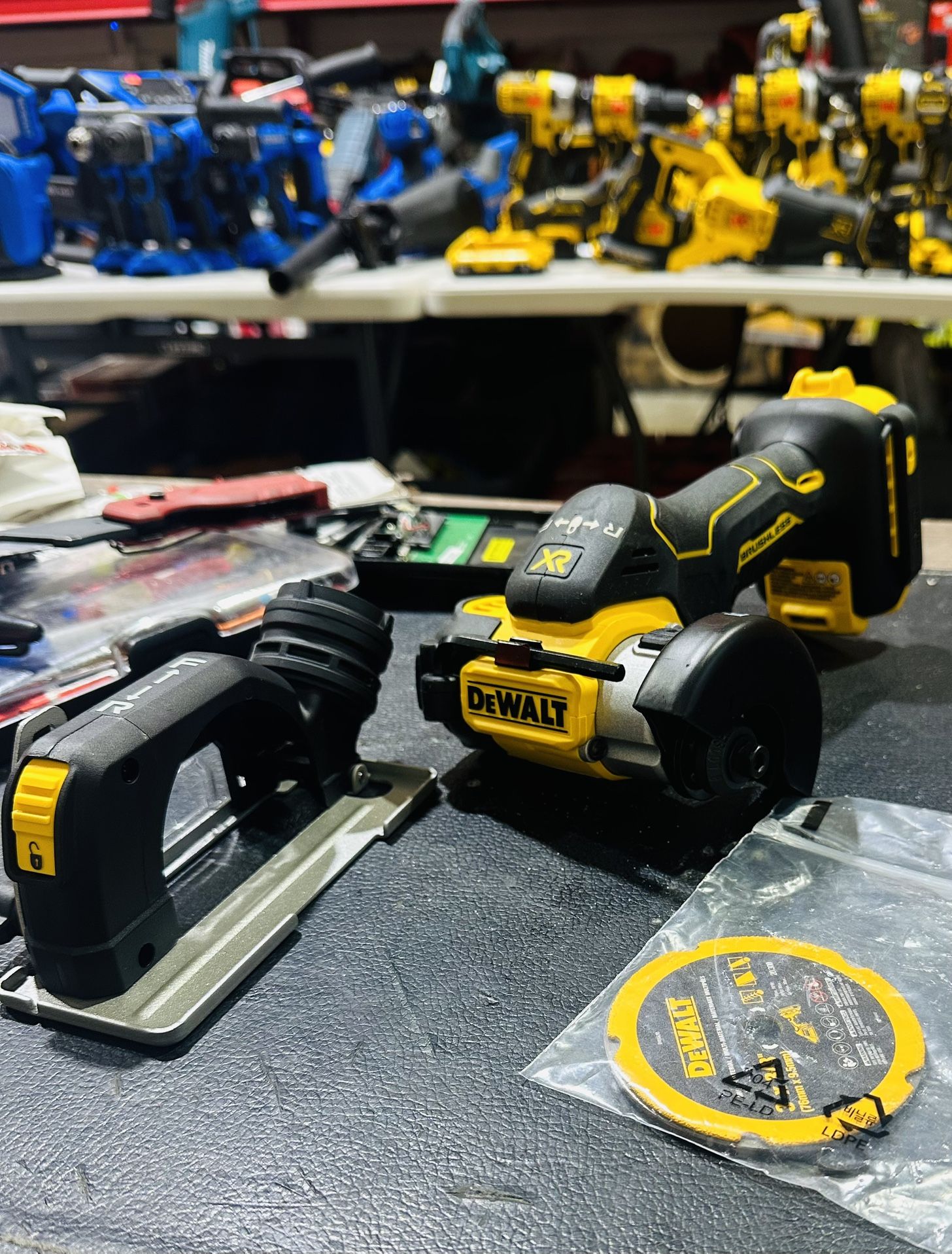 DEWALT 20V XR Cordless 3 in. Cut-Off Tool (Tool Only)
