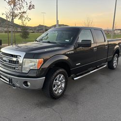 2013 Ford F150, 4 x 4