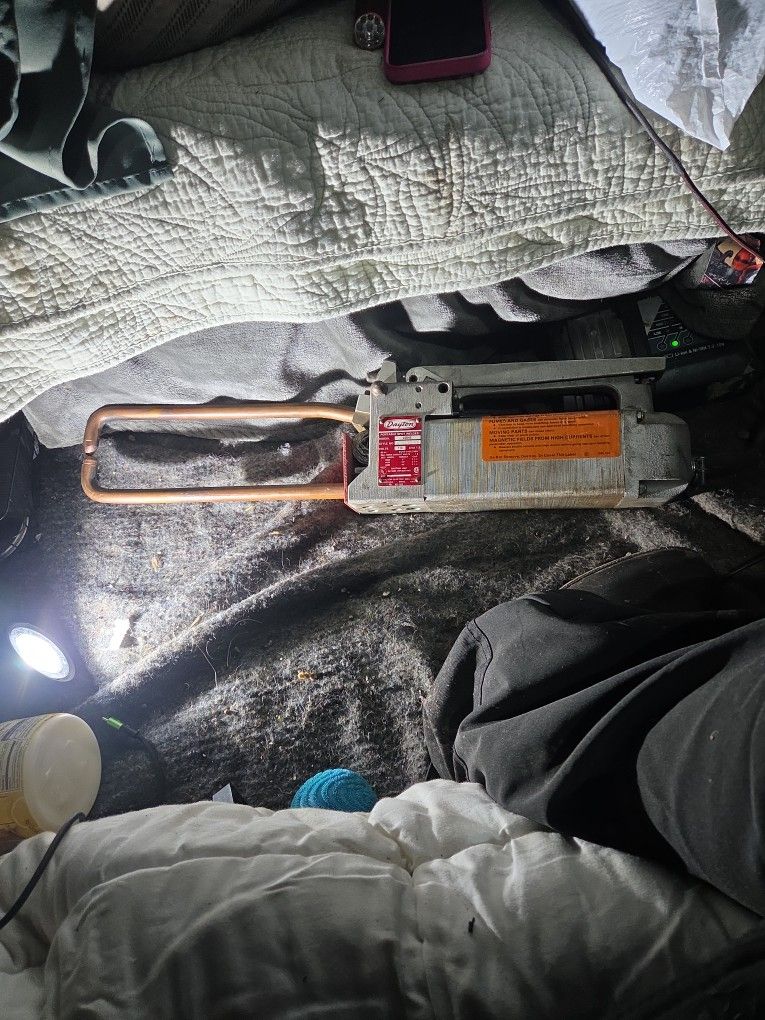 Dayton Portibal Spot Welder