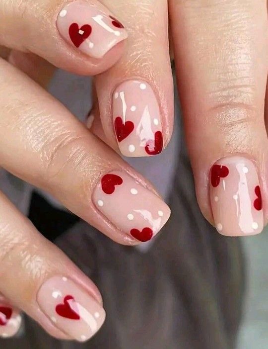 24-pcs. Short Hearts Press-On Nails