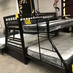 Free matress in sturdy and firm bunk beds 2626 w glenrosa ave