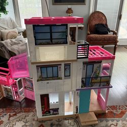 Barbie Dream House + Condo, Car, Clothes 