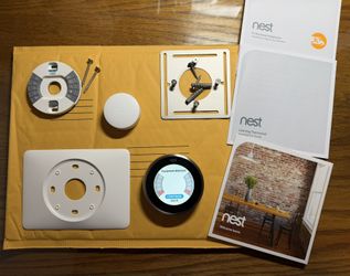 Nest 3rd gen Learning Thermostat and Remote Sensorbrushed Stainless steel 