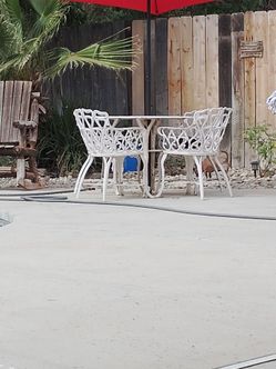 Cast iron patio set