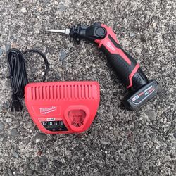 Milwaukee 2488-20 M12 Soldering Iron(Unused) 2.0 Bat Charger (Tool Only $90) For Pick Up Fremont Seattle. No Low Ball Offers Please. No Trades. 