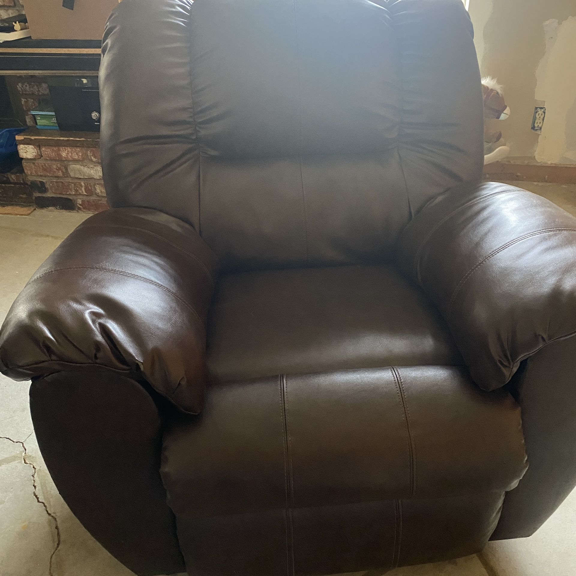 Recliner for Sale in Las Vegas, NV OfferUp