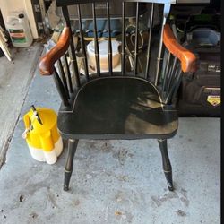 Nichols & Stone Co Collectible Chair 