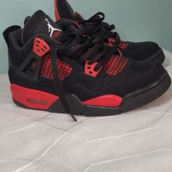 Jordan 4 Bred – Originales – Talla 6.5 – Excelente 