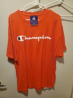 Men's Large Champion 