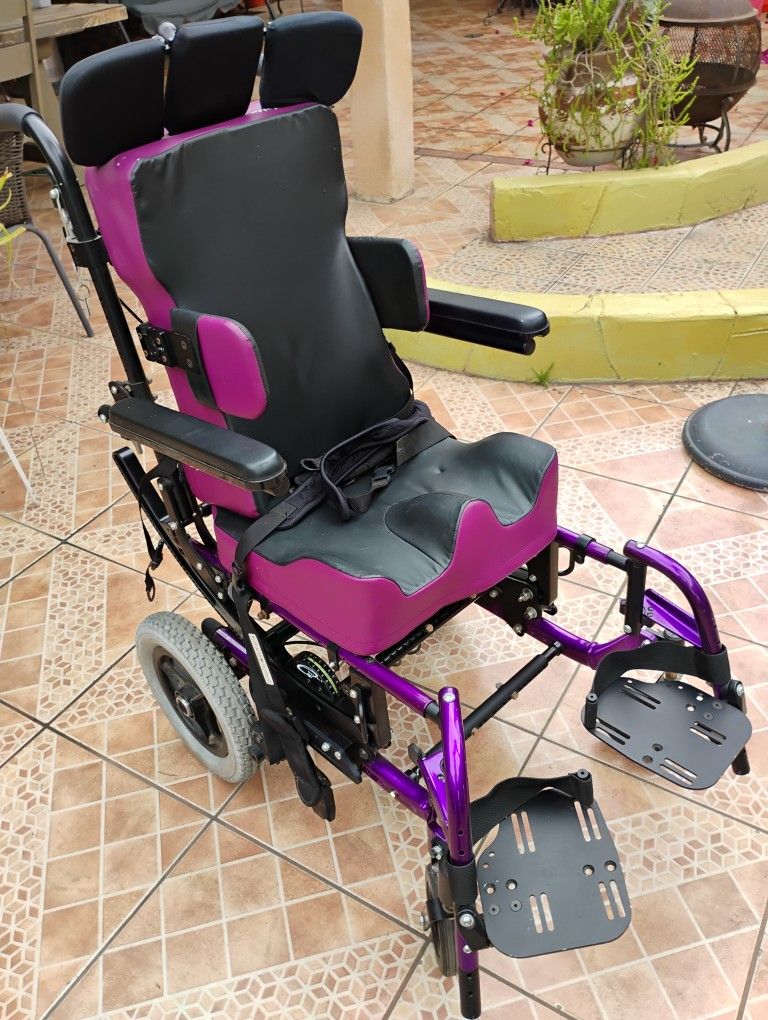 Wheelchair 16W