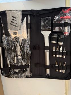 27-Piece BBQ Tool Set