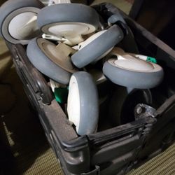5" rubber casters with locking mechanism
